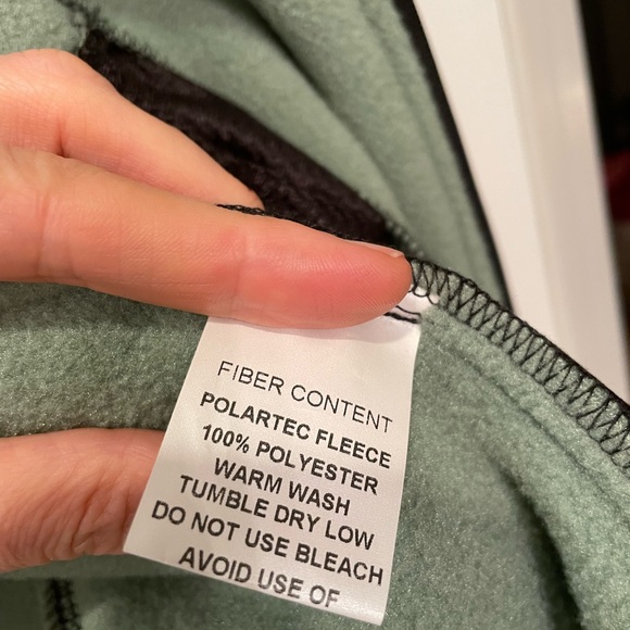 Sterlingwear of Boston woman’s polartec fleece jacket sweatshirt sage green sz M - Picture 9 of 9
